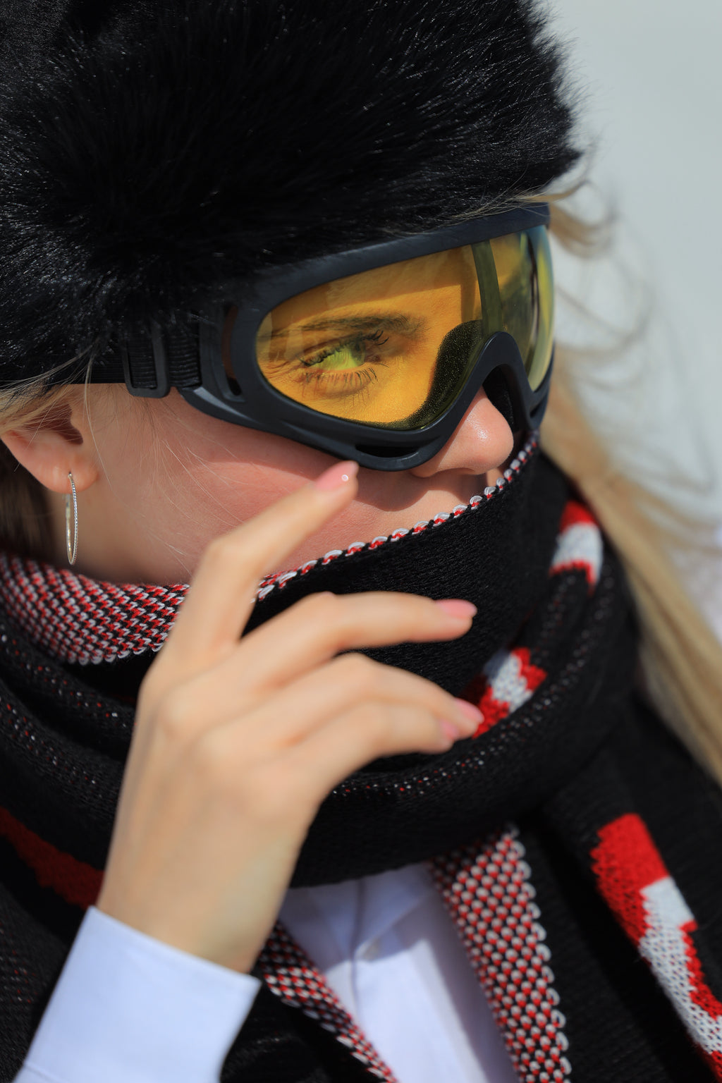 MUGHMAQ KNITED WINTER SCARF