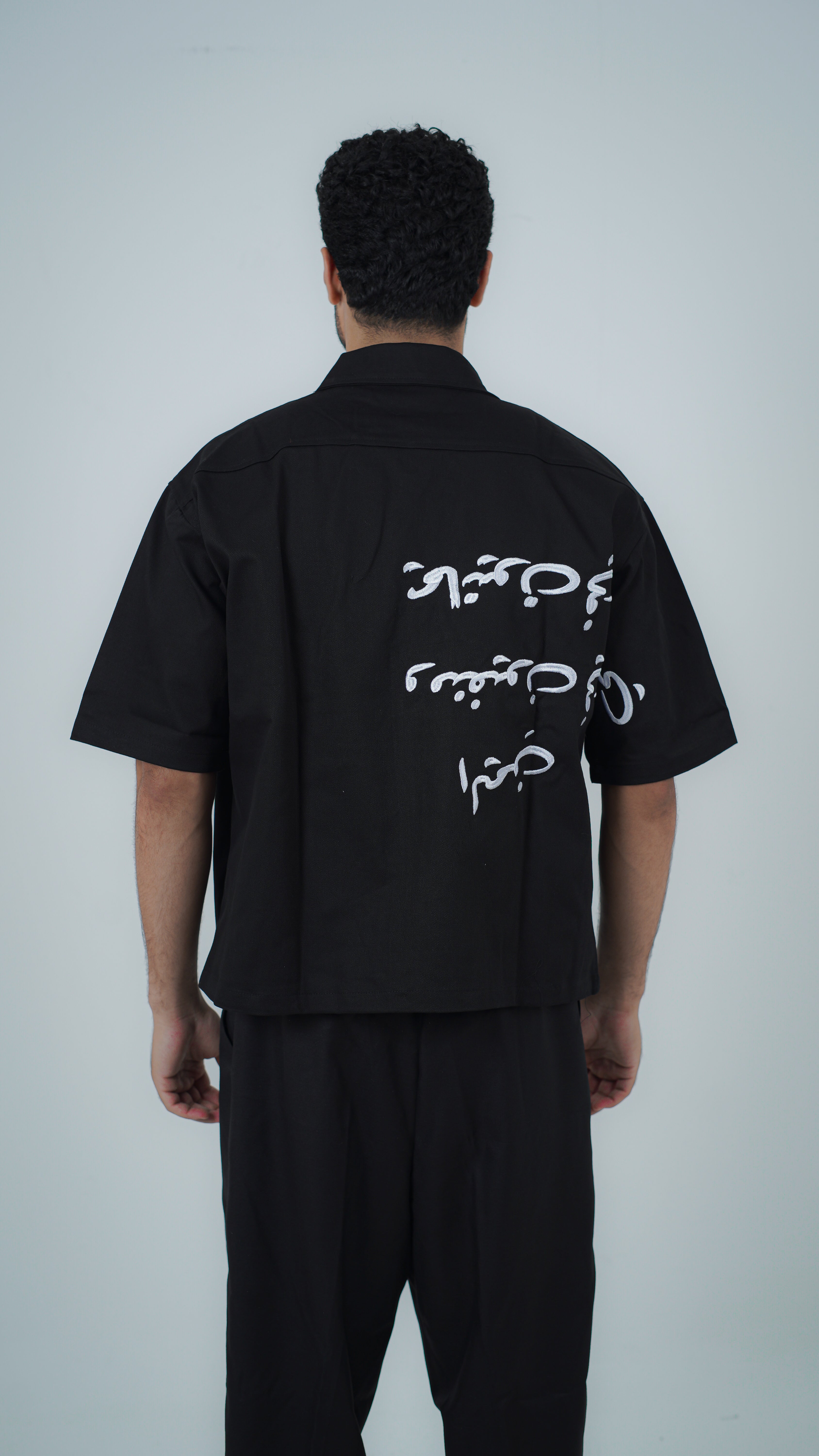 YAMENION BLACK ZIP-UP